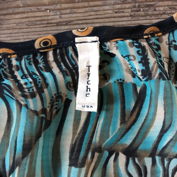 Eclectic print sheer bohemian top with fringe - Picture 5 of 8